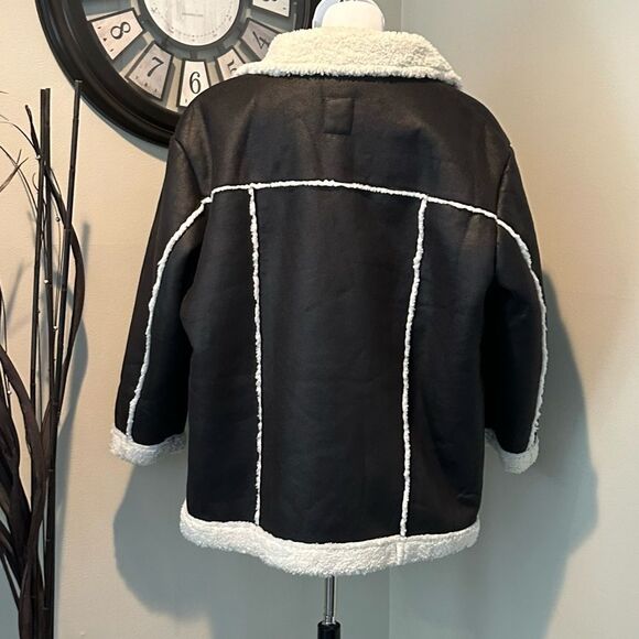 NWT COTTON:ON Curve Aviator Black & White Faux Leather/Shearling Jacket L-12/14 - Picture 2 of 12